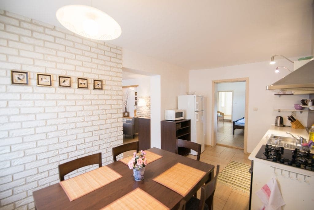 Apartment E