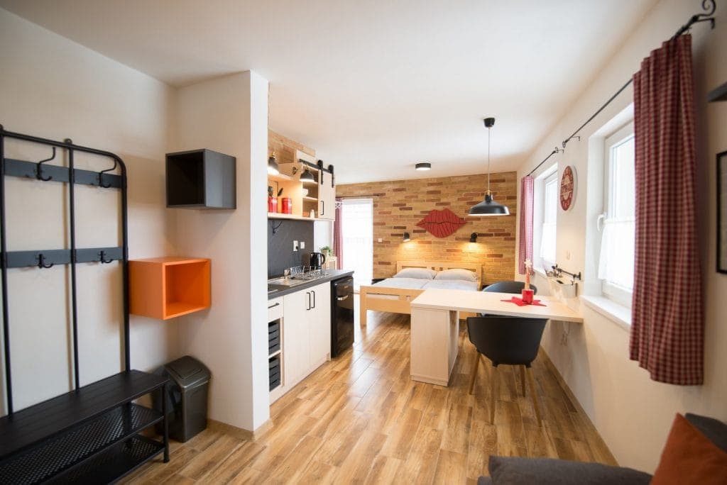 Apartment F