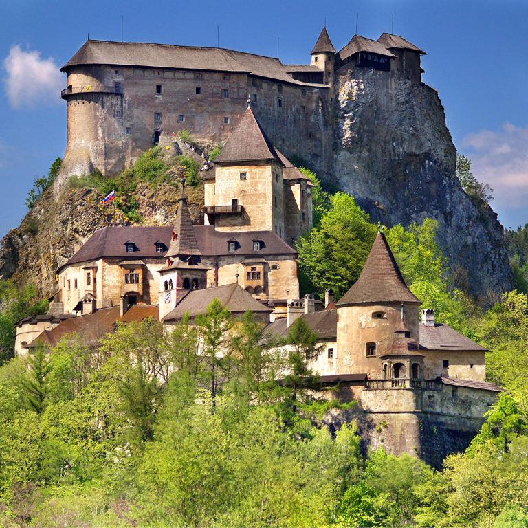 Oravský hrad 35km